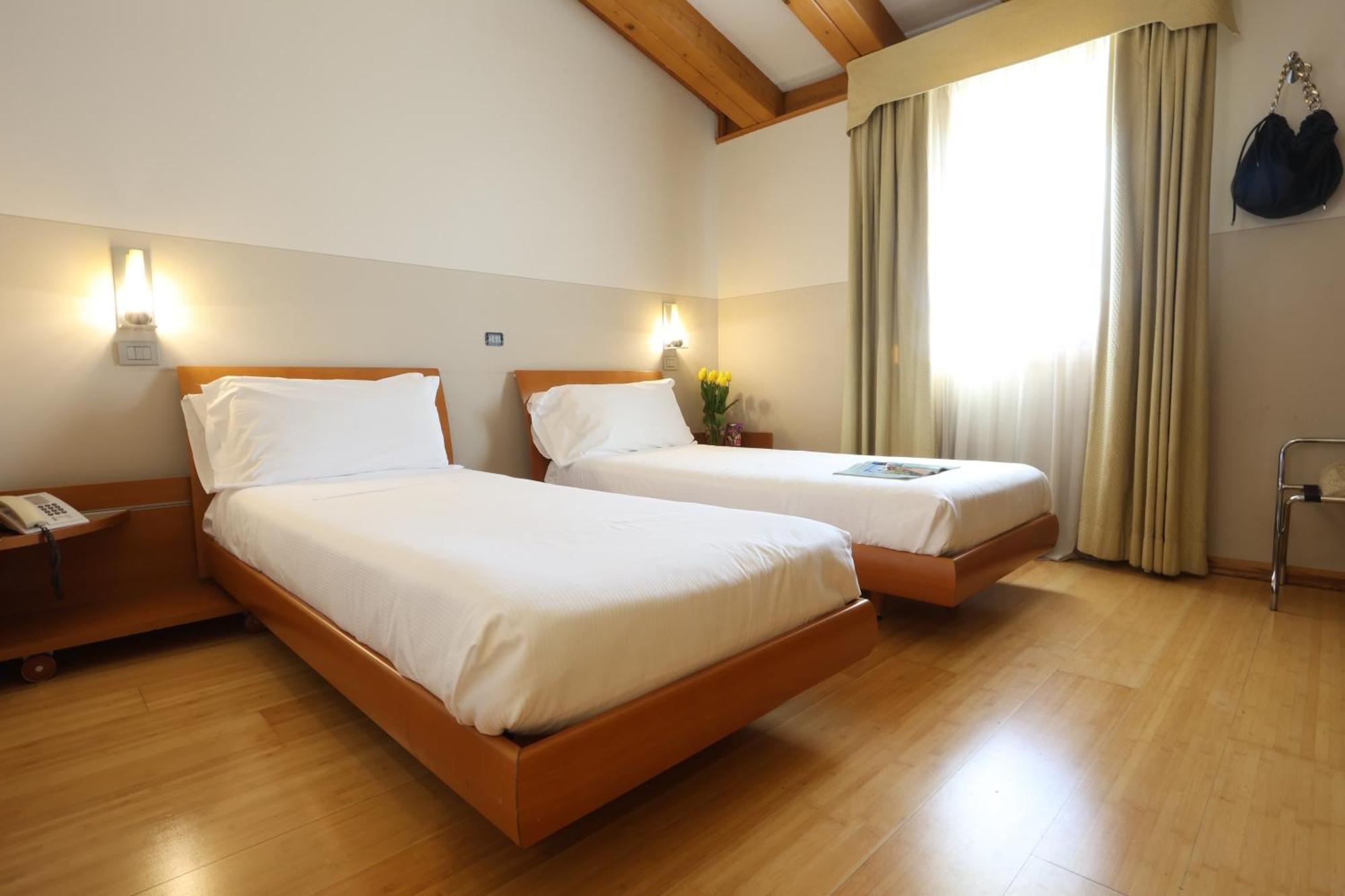 Hotel Della Torre 1850 Ponte San Marco Eksteriør billede