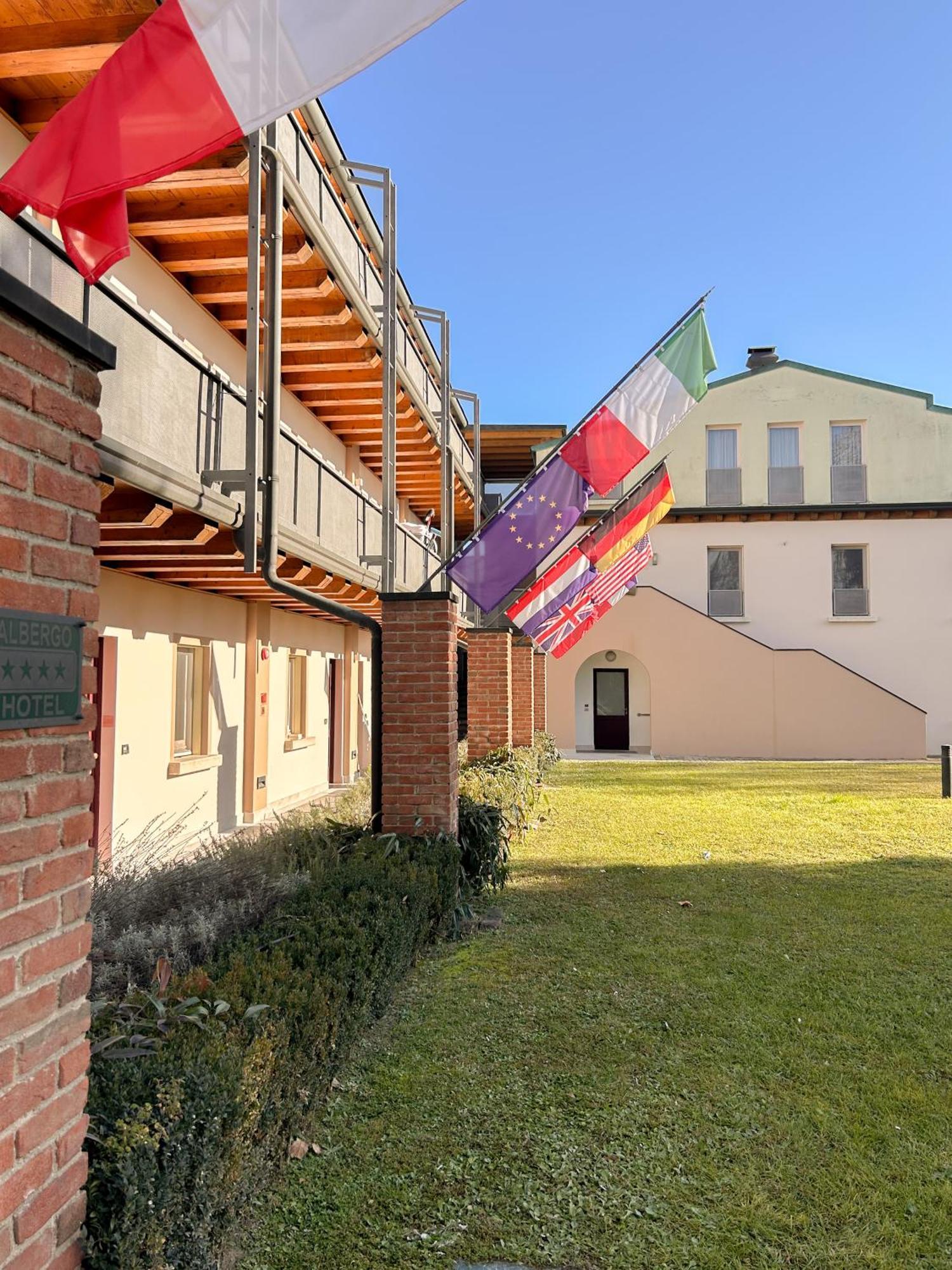Hotel Della Torre 1850 Ponte San Marco Eksteriør billede