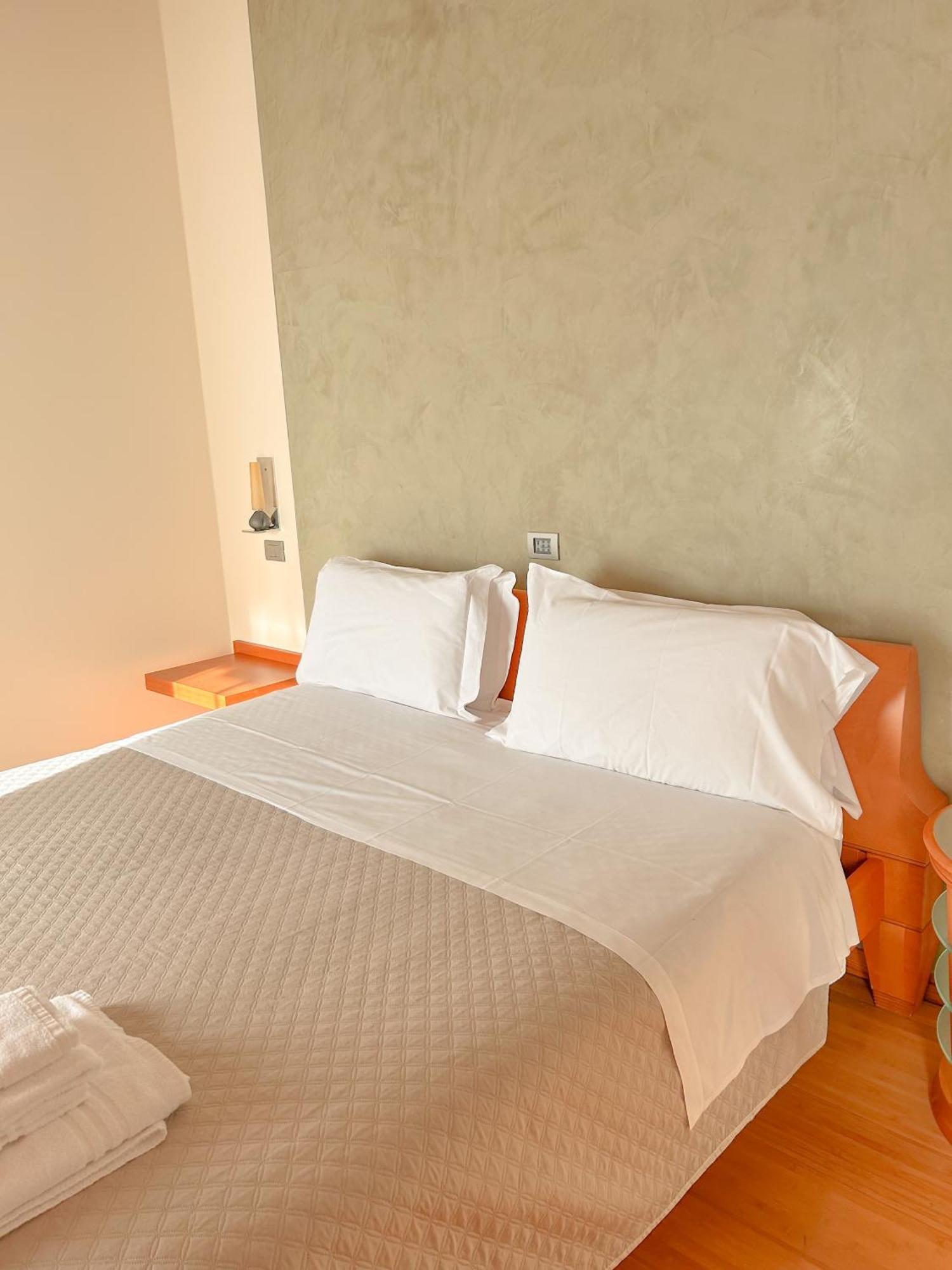 Hotel Della Torre 1850 Ponte San Marco Eksteriør billede