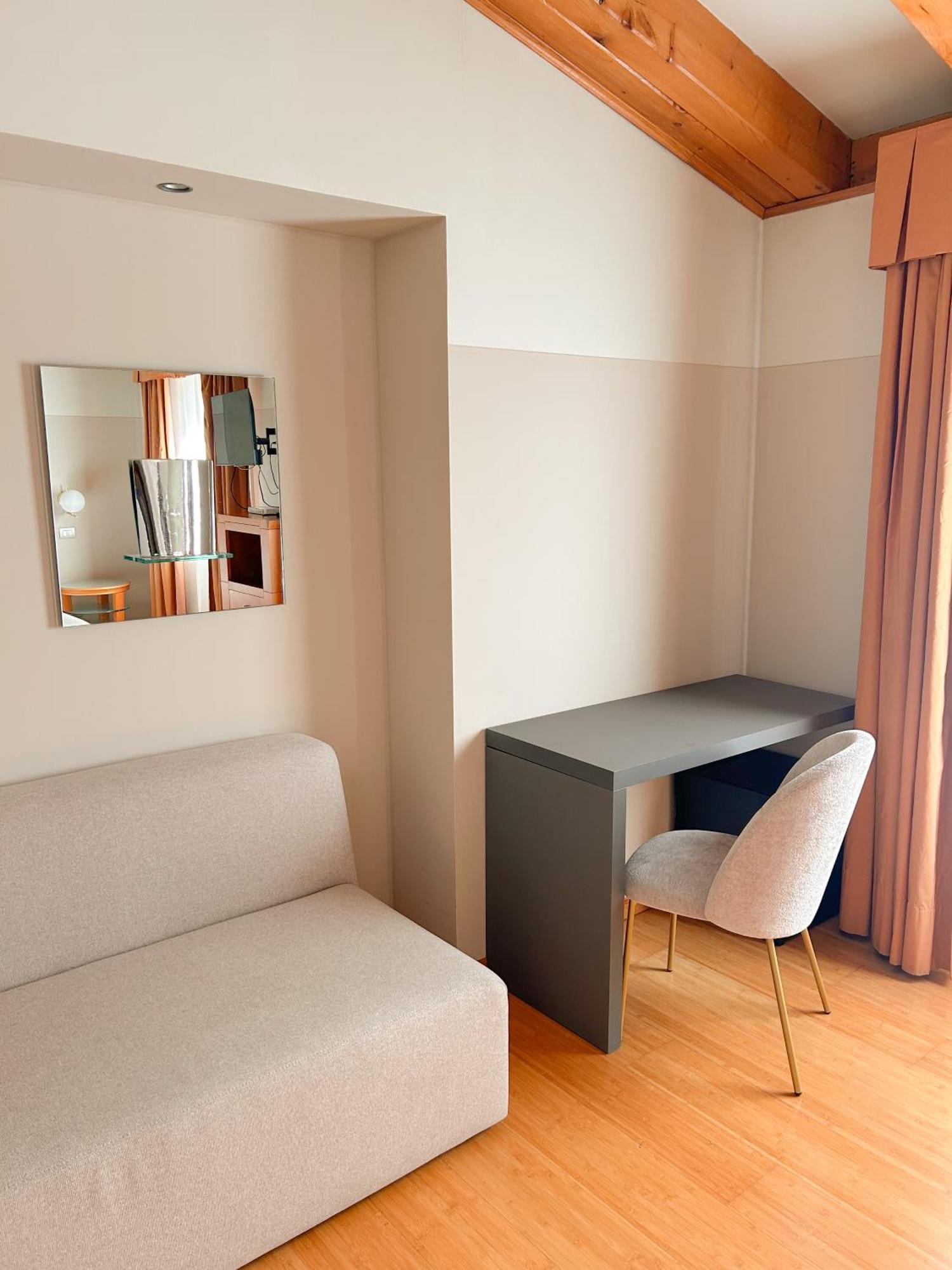 Hotel Della Torre 1850 Ponte San Marco Eksteriør billede